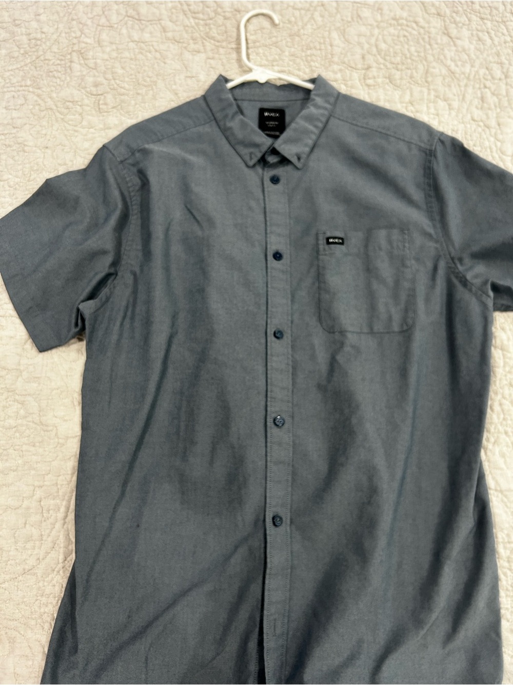 RVCA Men's Short-Sleeve Button-Down Shirt in Charcoal